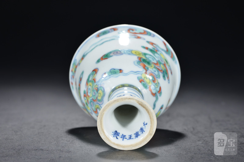 清 斗彩如日中天高足杯 - 图6